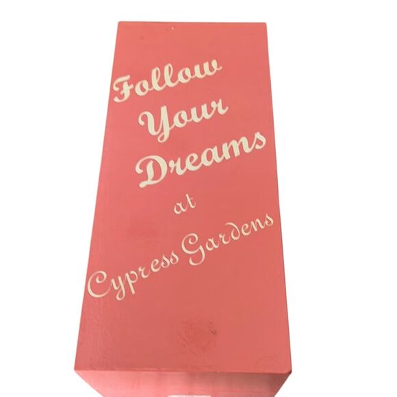 Vintage Cypress Gardens Florida Collectible Doll Dresses Accessories, & Case - Picture 10 of 13